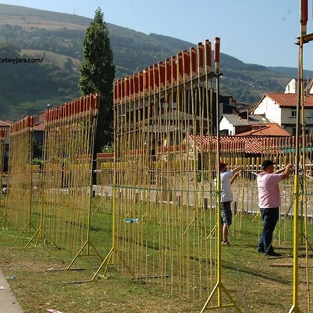 Hostal Los Nogales Кангас дел Нарсеа Екстериор снимка